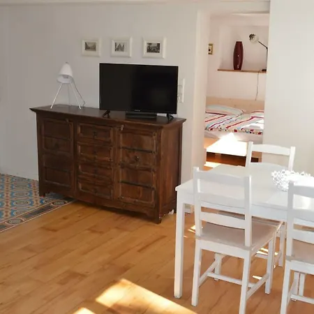 Panorama-blick Miltenberg, 3 Pers., Zentr., Am Main, Terrasse, Bootverleih, P Apartmán Miltenberg